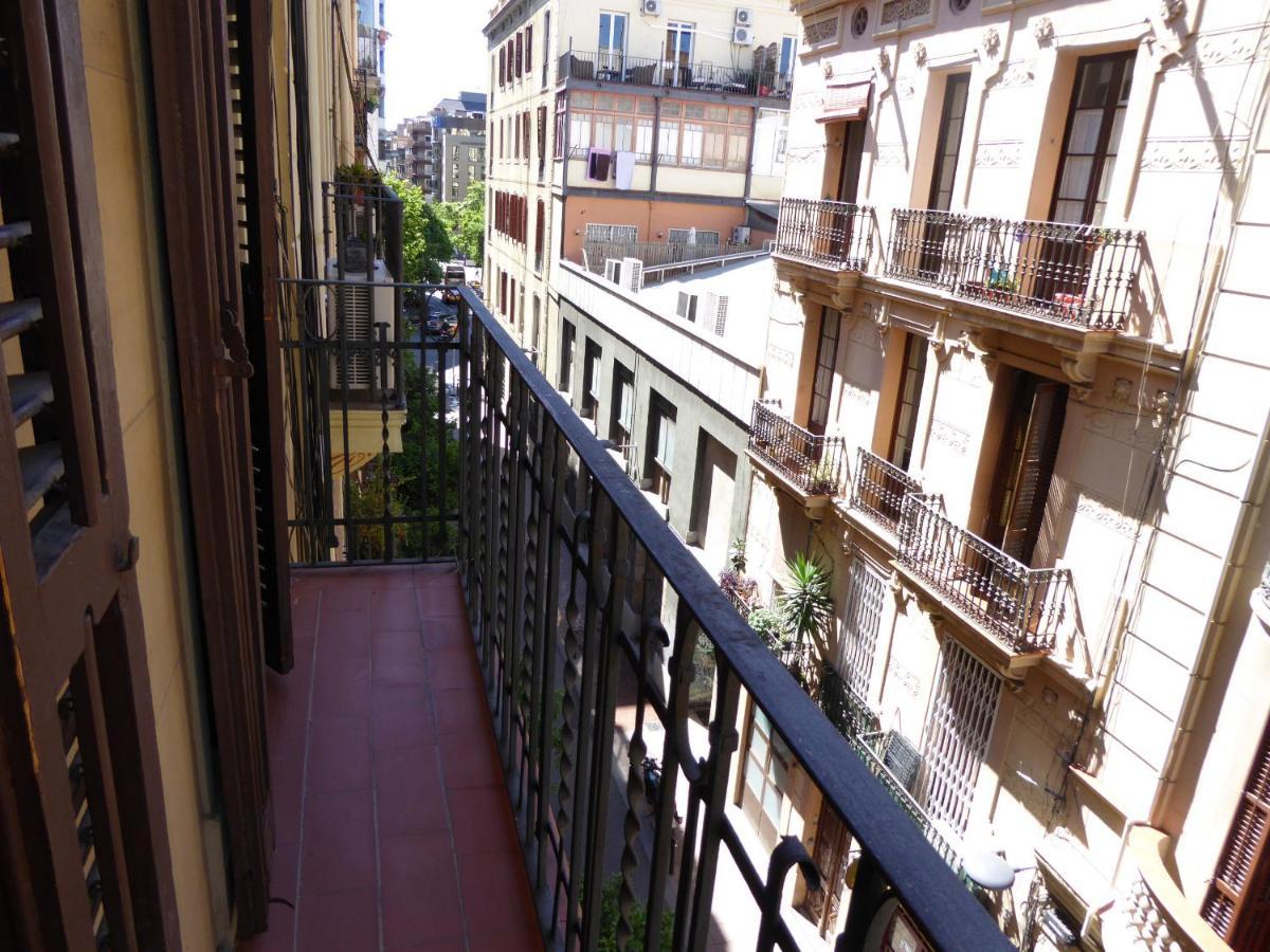 Aparteasy - Gracia Apartments Barcelona Exterior foto